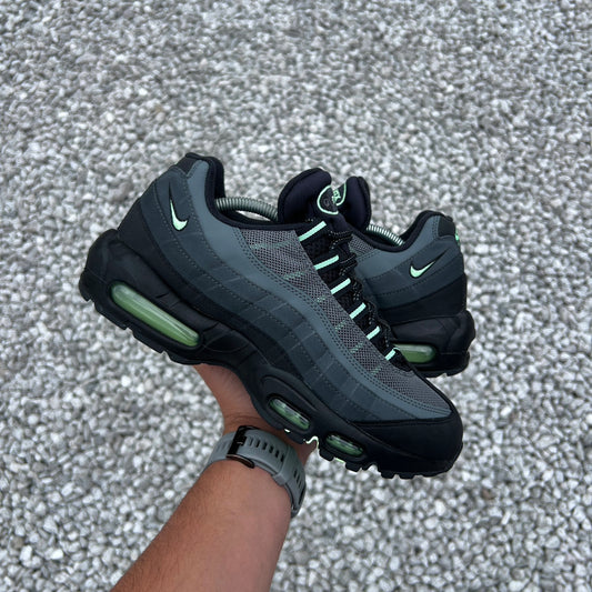Vapour Green Air Max