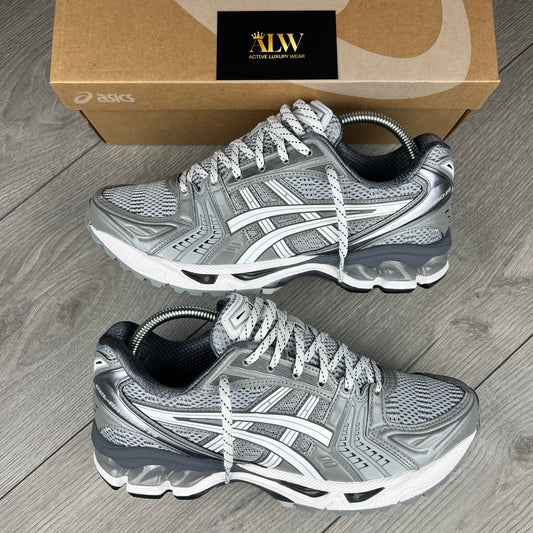 Cloud Grey Kayano 14’s