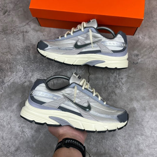 Cream Shade Initiator’s