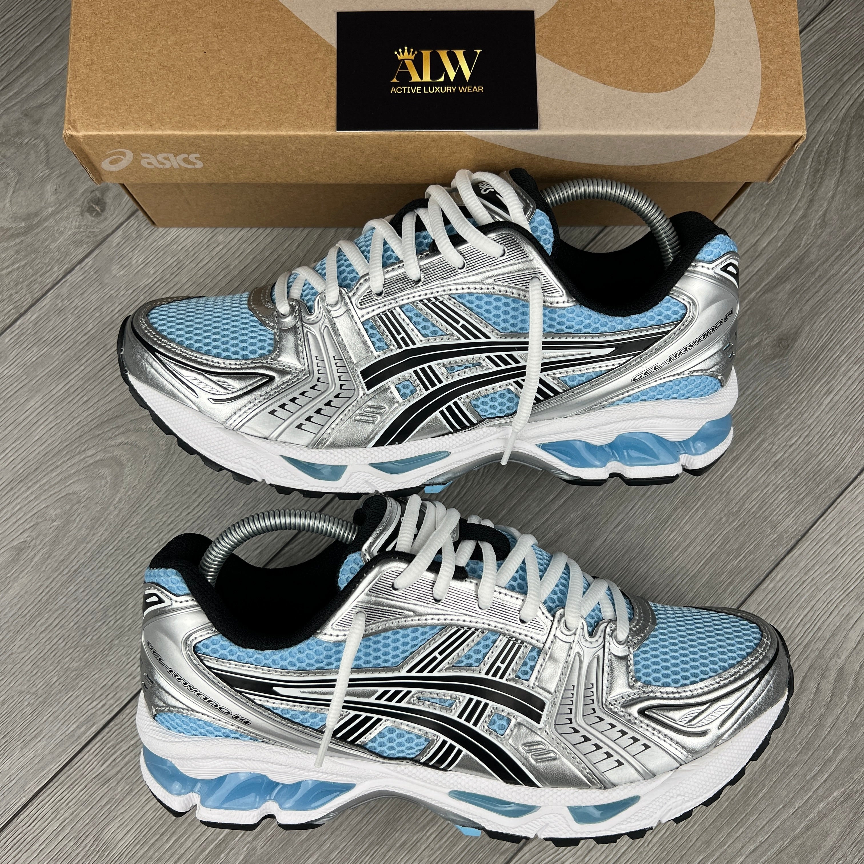 Artic Blue Kayano 14’s