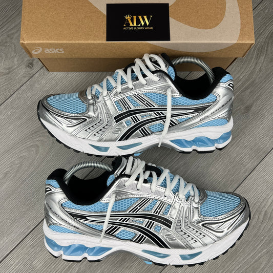 Artic Blue Kayano 14’s