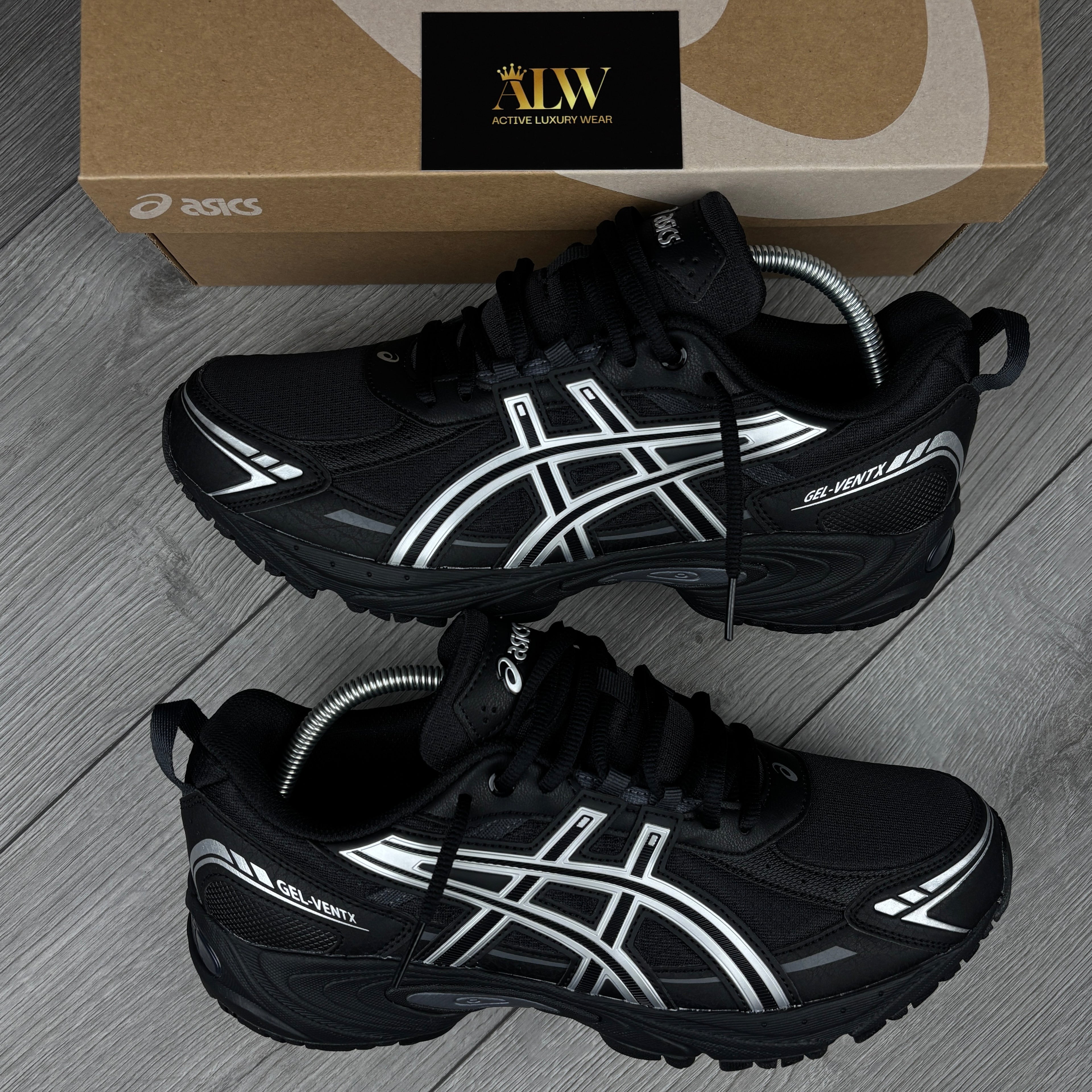 Black Pure Silver Venture Gel 6’s