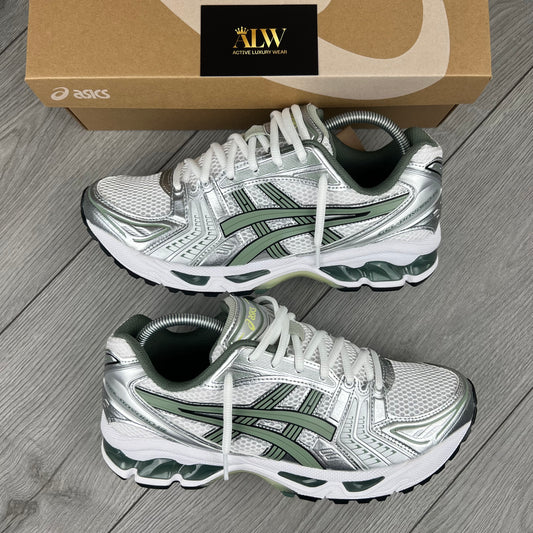 Pine Green Kayano 14’s