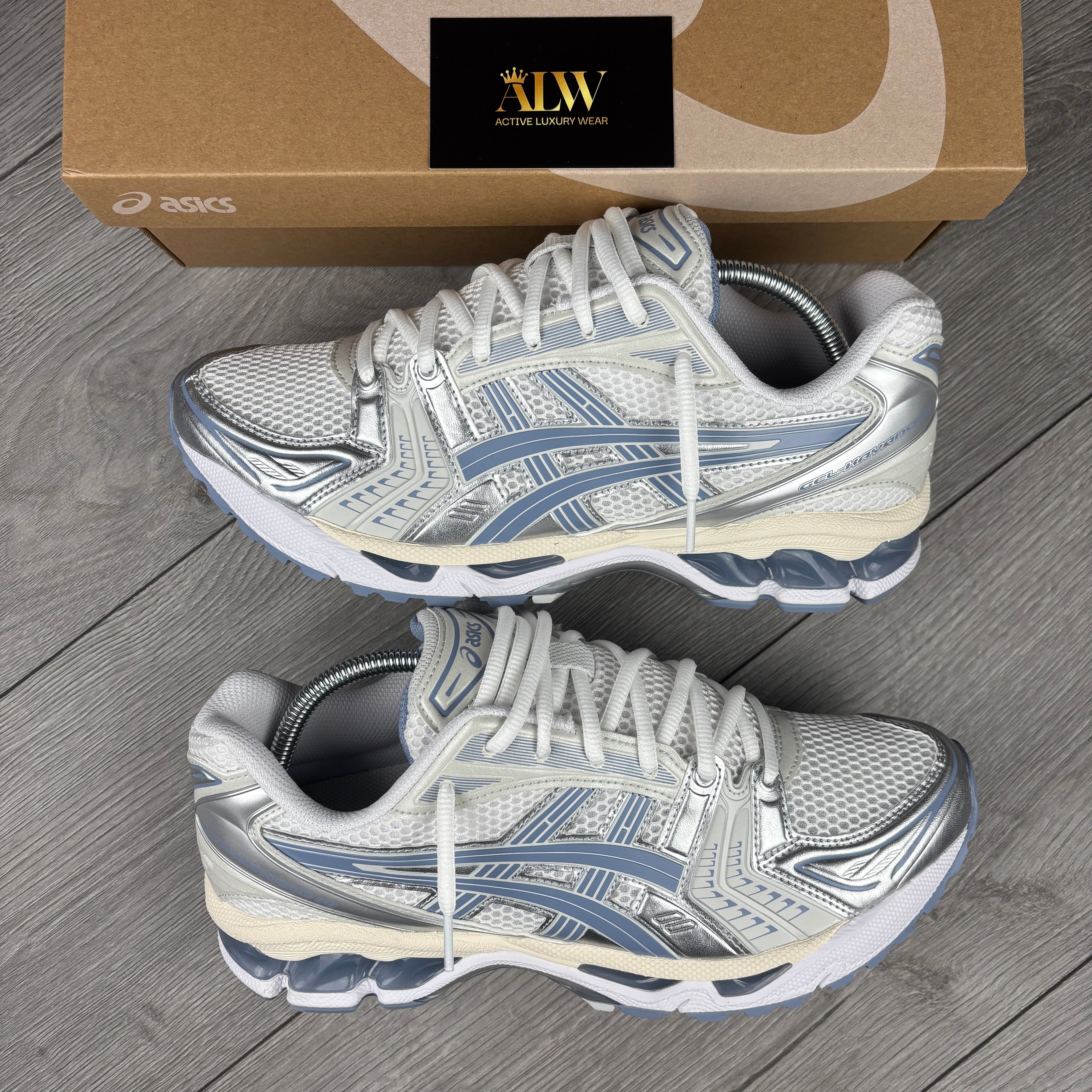 Light Navy Kayano 14’s