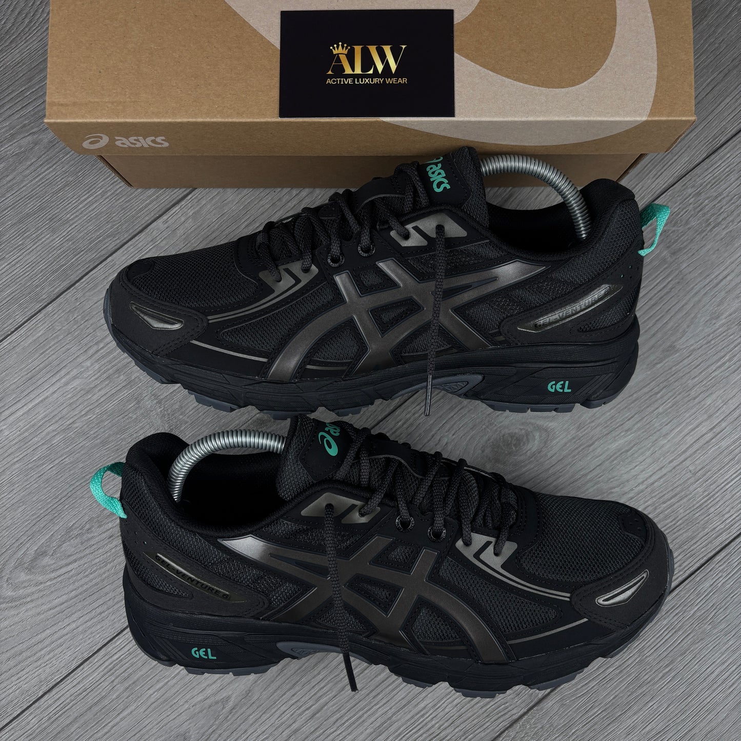 Mint Black Venture Gel 6’s