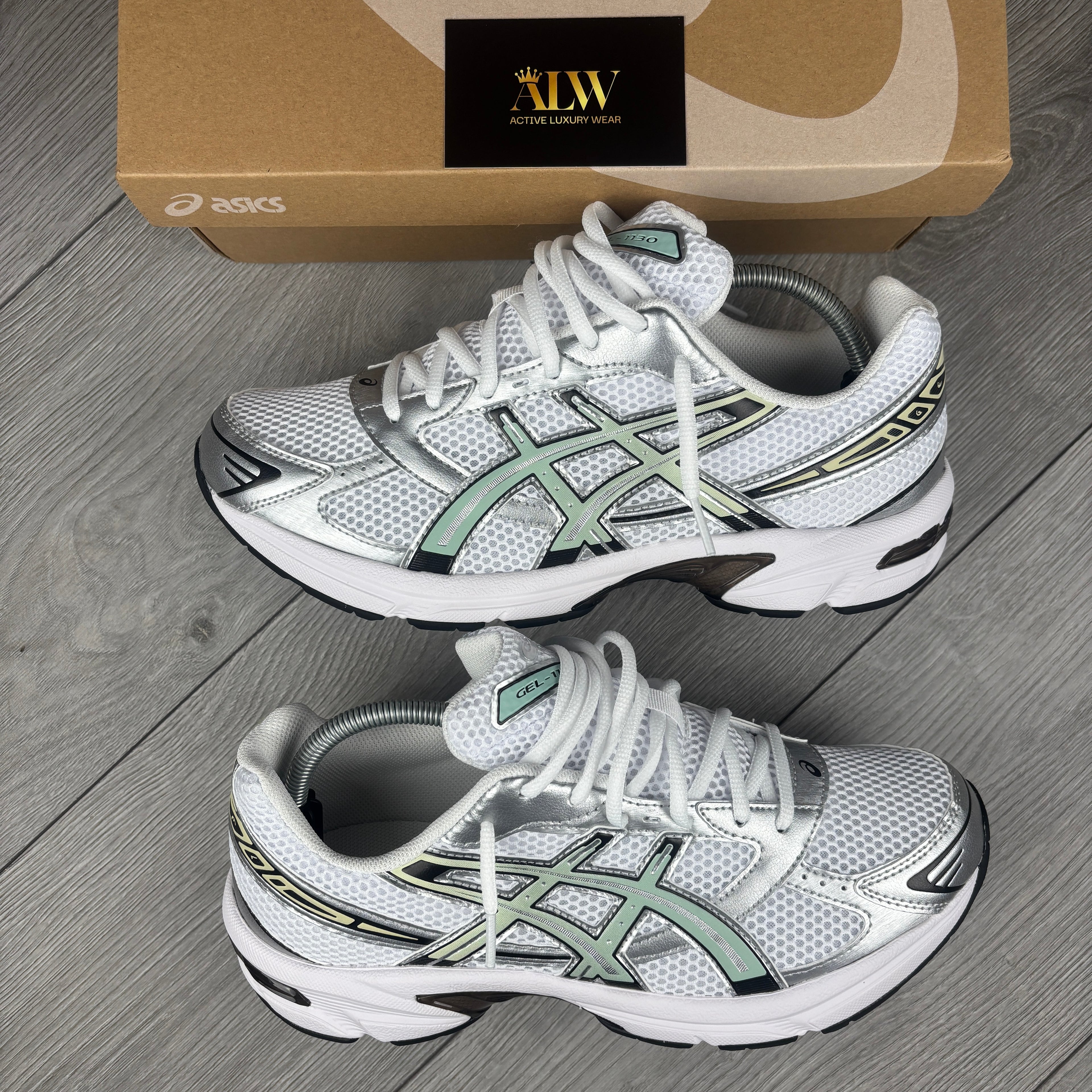 White Verdigris 1130’s